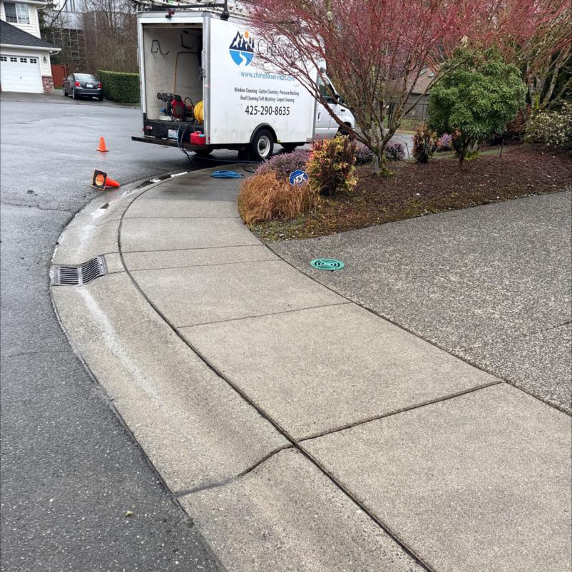 Exterior cleaning service jobsite image Seattle Everett area