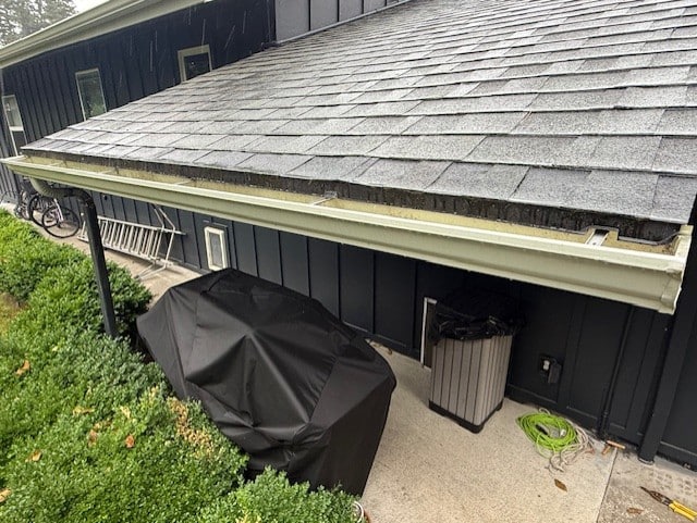 Rain gutter after gutter cleaning service in Alderwood area after cleaning services