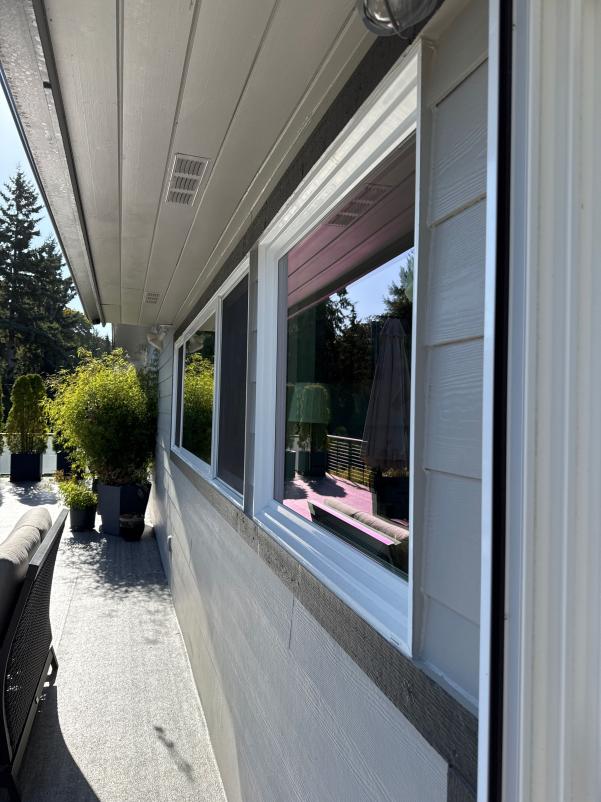 Window cleaning after project image taken in Lynnwood, WA