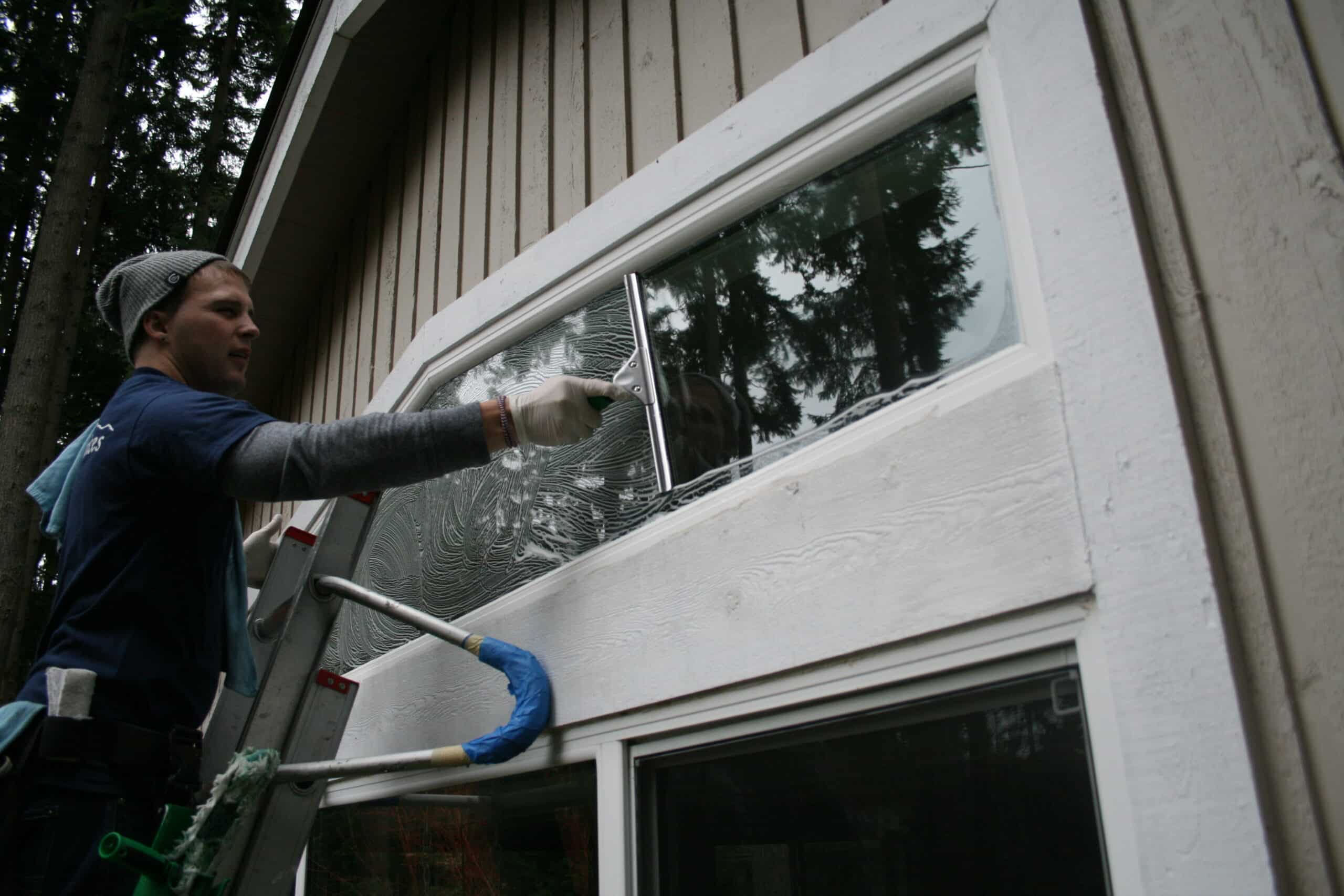 Cleaning windows in Bridel Trails