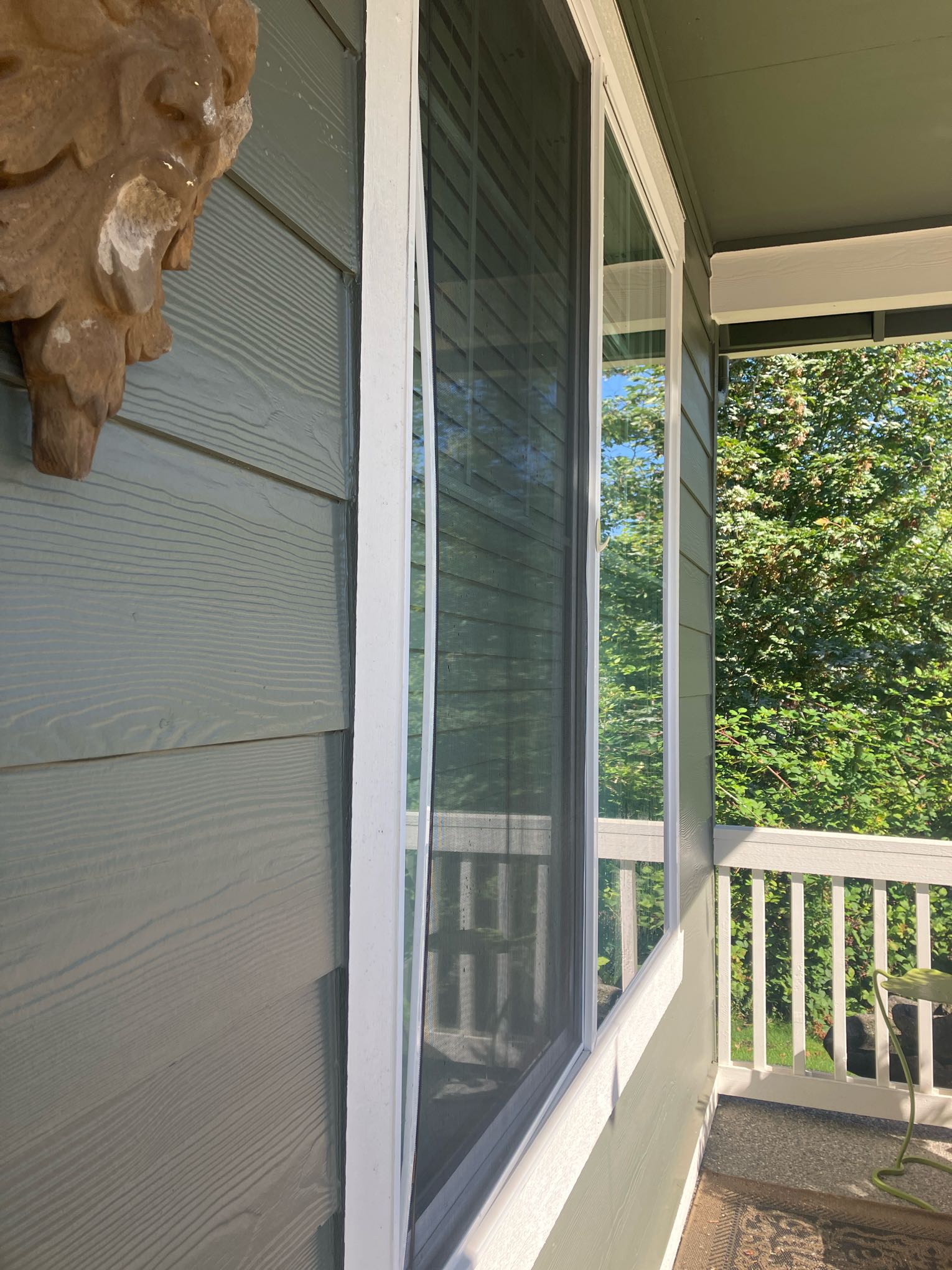 Double paned window im Marysville, WA after window cleaning services