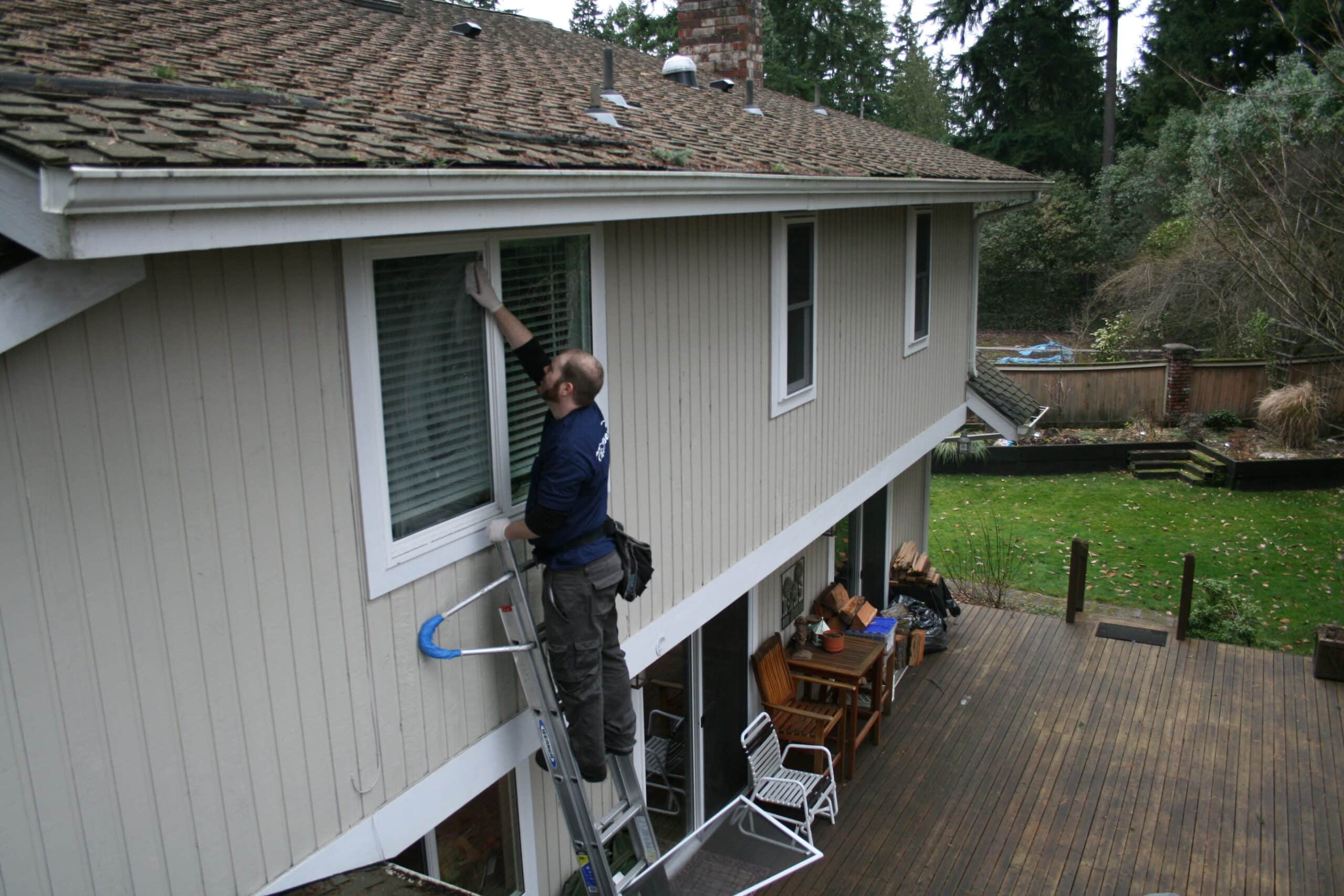 Window cleaning in Paine Field by Chinook Services