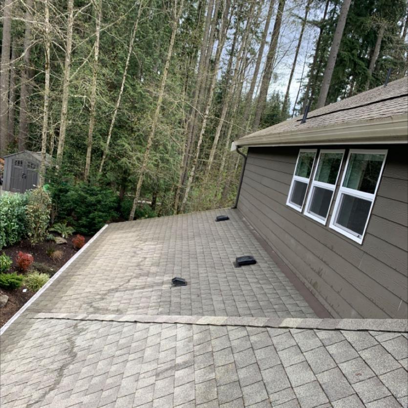 Roof cleaning in Woodway, WA