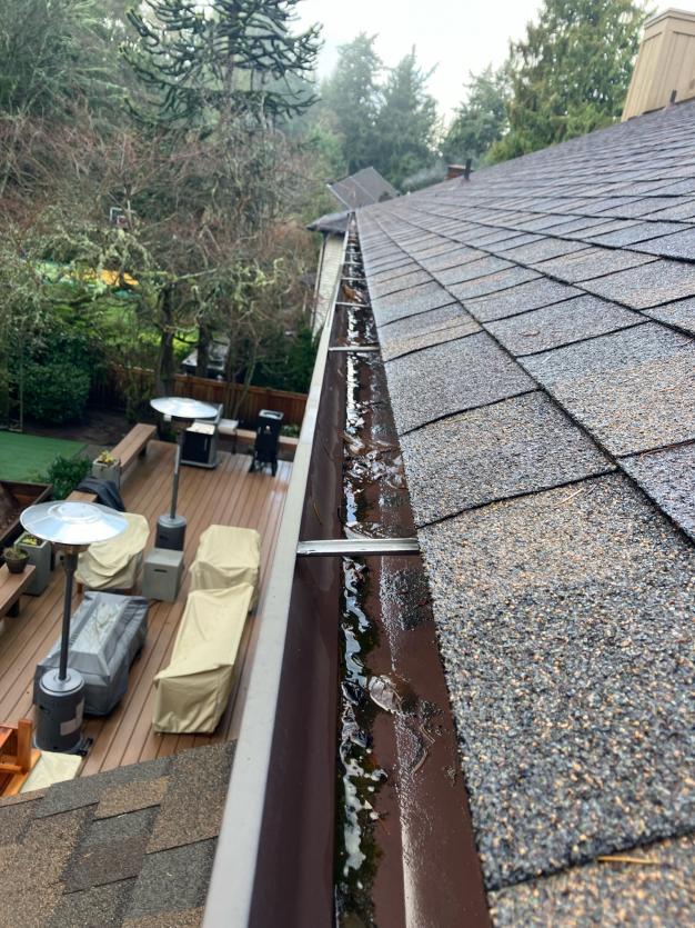 After gutter cleaning services Edmonds, WA