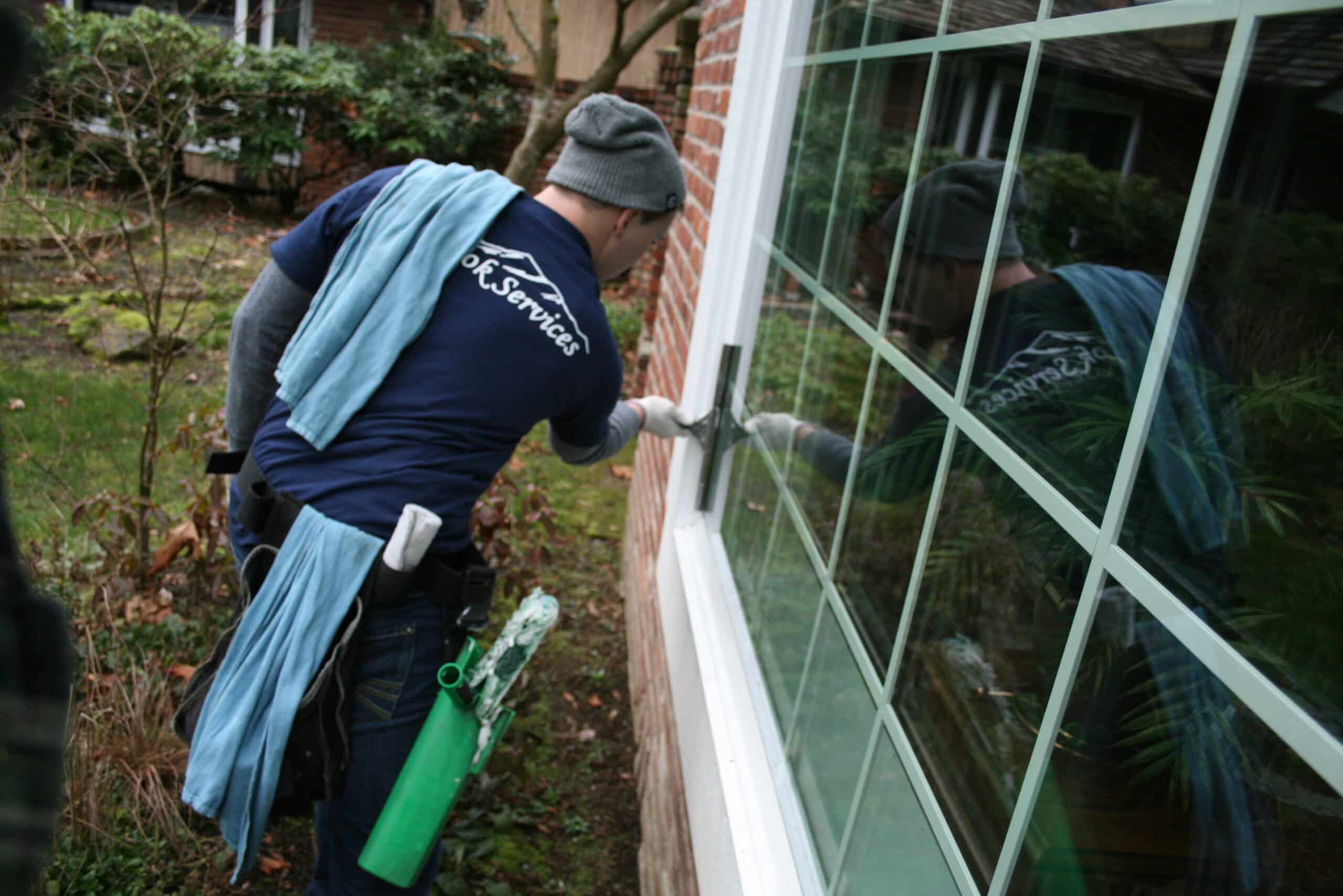 Cleaning windows in Leschi neighborhood