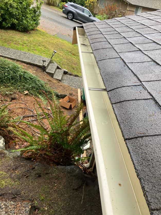 Gutter Cleaning Clog Fremont neighborhood