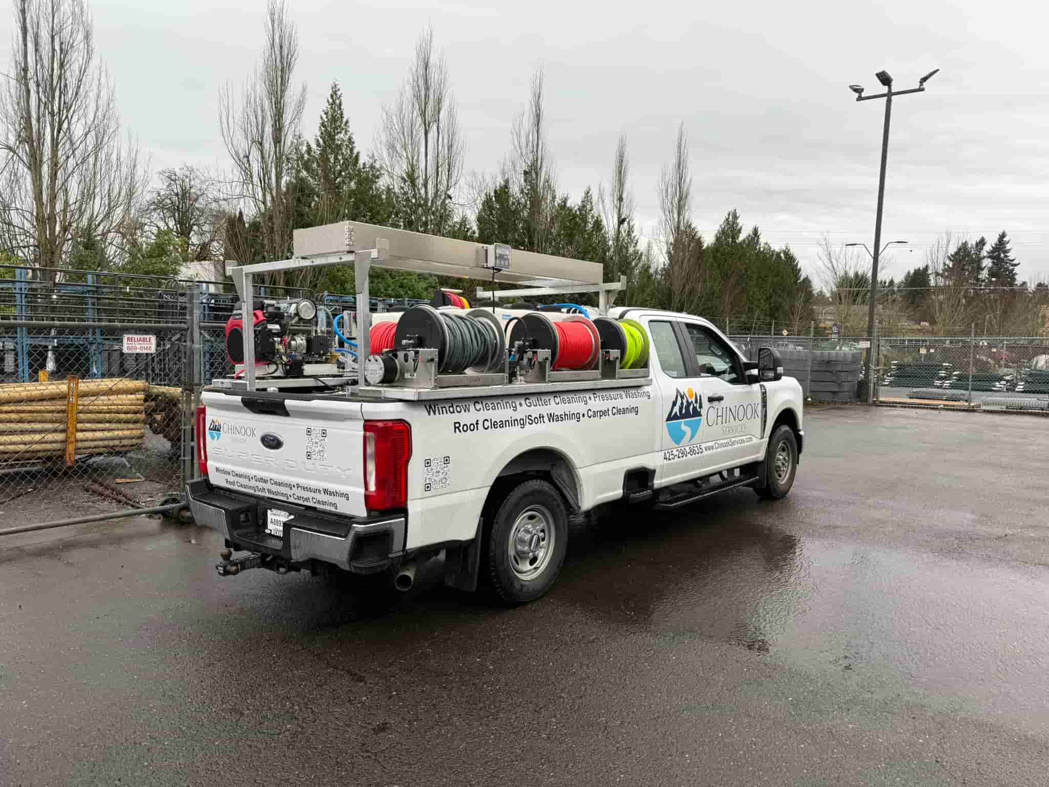 Roof cleaning service truck Chinook Services
